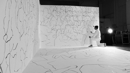 Recorded within a span of 3 days, demonstrating how drawing can function as a performative device – focusing on immediacy and ephemerality, connecting related themes on motion and time, body and energy, light and space, imagined and observed.
