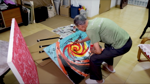 In the last episode of 'Celebrating SG Artists', let Modernist abstract painter Ho Ho Ying shares his thoughts on his unique creations. 让书画兼优的现代画画家何和应在《随艺聊》分享他在艺术创作的独特看法。